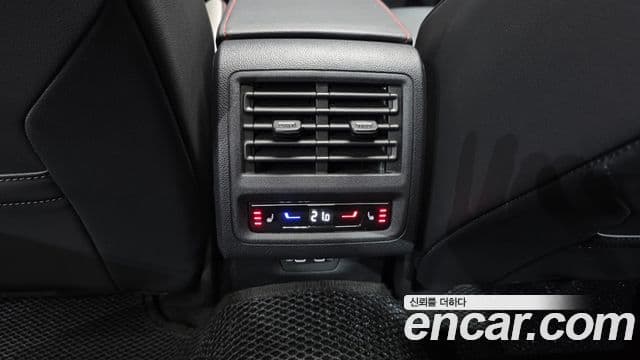 Volkswagen Golf 2024 — Şəkil 18/20