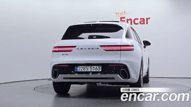 Genesis GV70 2022 — Şəkil 4/20