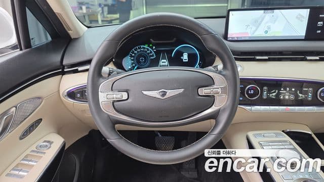 Genesis GV70 2022 — Şəkil 13/20