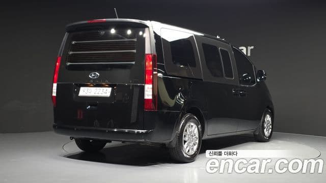 Hyundai Staria 2021 — Şəkil 2/20