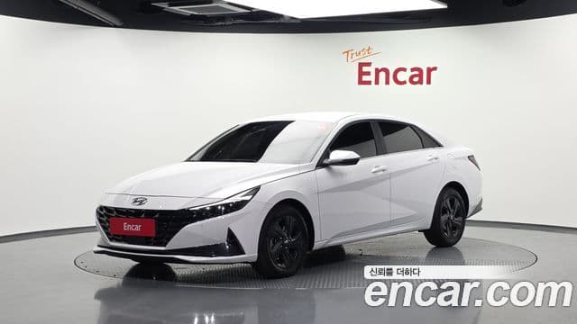 Hyundai Avante 2023 — Фото 1/20