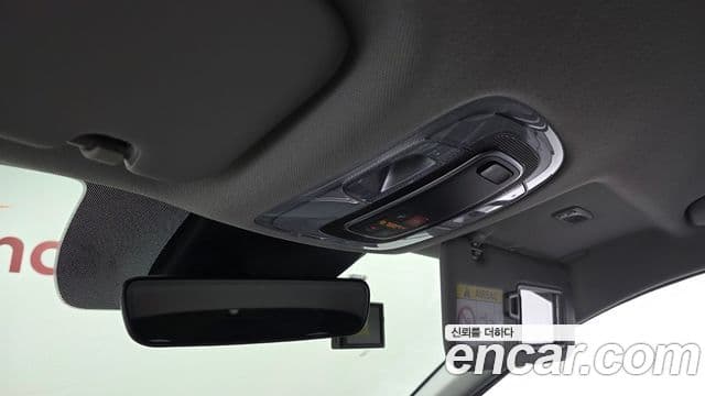 Hyundai The New Avante Hybrid 2023 — Photo 12/31
