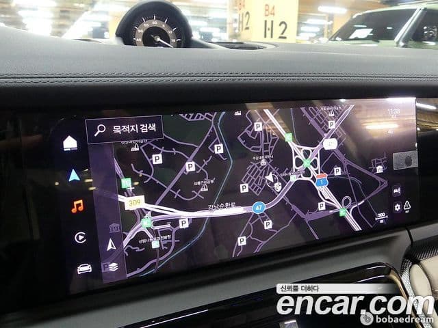 Porsche Panamera 2025 — ფოტო 17/20