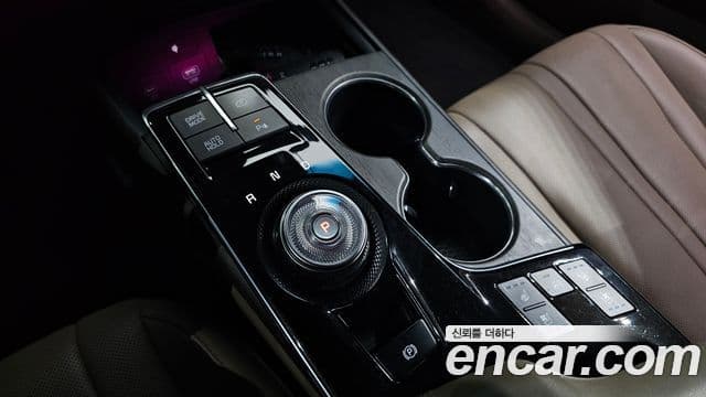 Kia K8 2022 — ფოტო 9/20