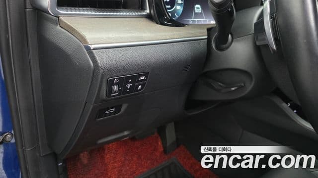 Kia K5 2020 — ფოტო 17/20