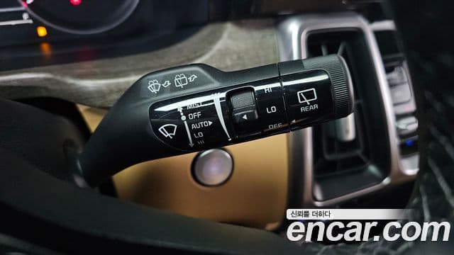 Kia Sorento 2020 — Şəkil 18/20