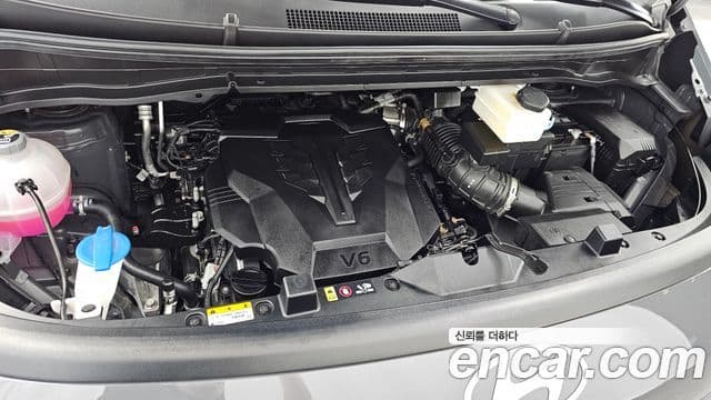 Hyundai Staria 2024 — ფოტო 6/20