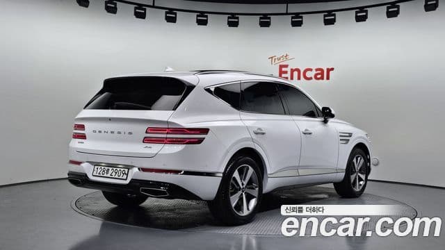 Genesis GV80 2020 — ფოტო 2/20