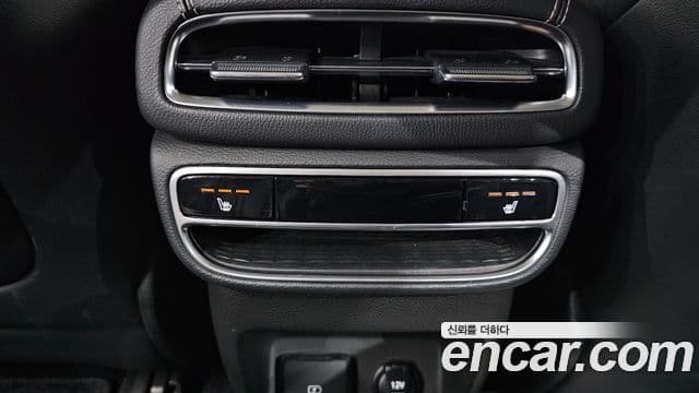 Genesis GV80 2020 — ფოტო 17/20