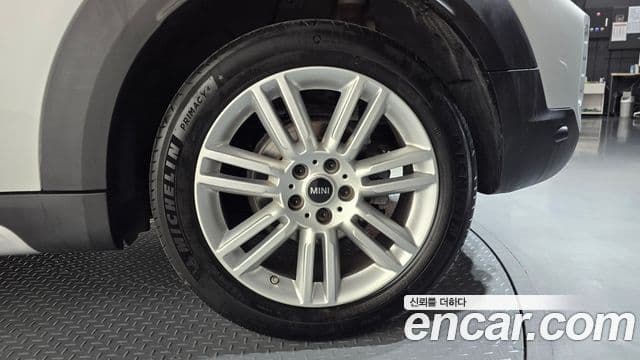 Mini Cooper Countryman 2022 — Photo 23/32