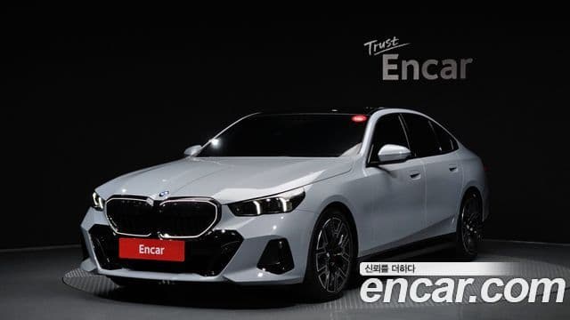 BMW 5 Series 2025 — Şəkil 1/20