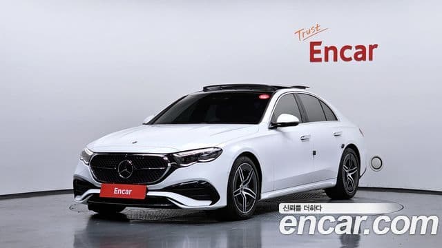 Mercedes-Benz E-Class 2025 — Фото 1/20