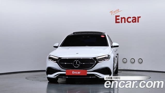 Mercedes-Benz E-Class 2025 — Фото 3/20