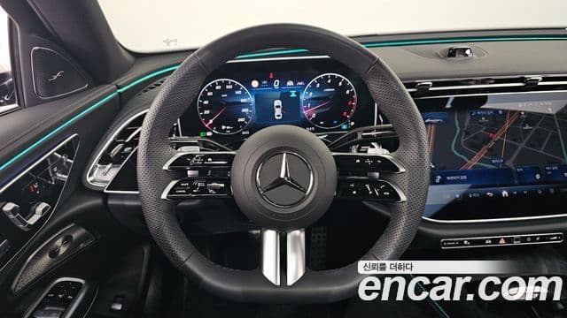 Mercedes-Benz E-Class 2025 — Фото 13/20