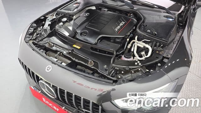 Mercedes-Benz AMG GT 2021 — ფოტო 6/20