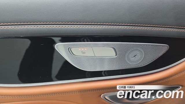 Mercedes-Benz AMG GT 2021 — Photo 2/33