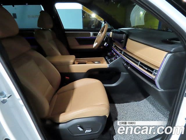 Hyundai Santa Fe 2024 — ფოტო 7/20