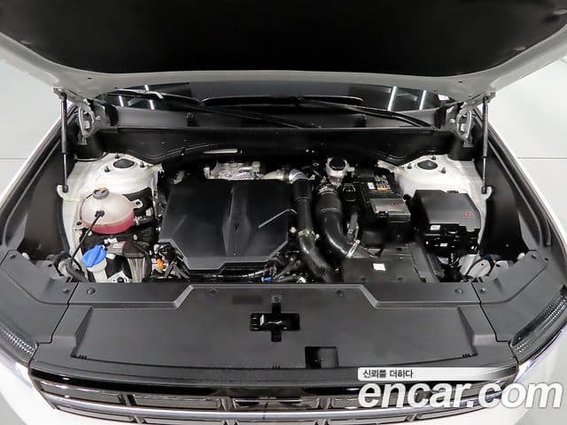 Hyundai Santa Fe 2024 — ფოტო 18/20