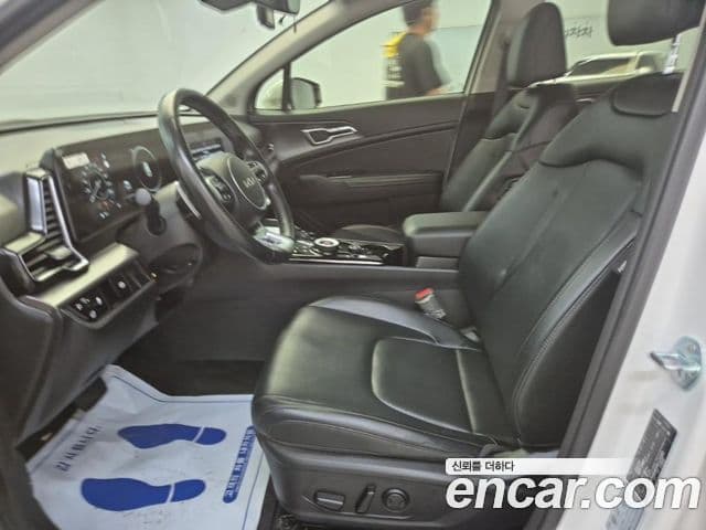 Kia Sportage 2022 — Photo 1/18