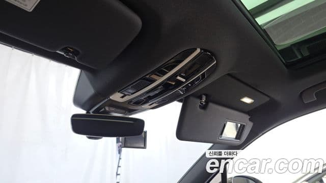 Porsche Cayenne 2019 — Photo 12/32