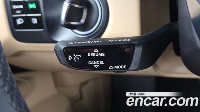 Porsche Cayenne 2019 — Photo 13/32