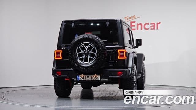 Jeep Wrangler 2024 — Фото 4/20