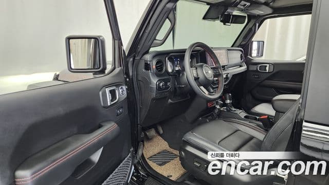 Jeep Wrangler 2024 — Фото 10/20