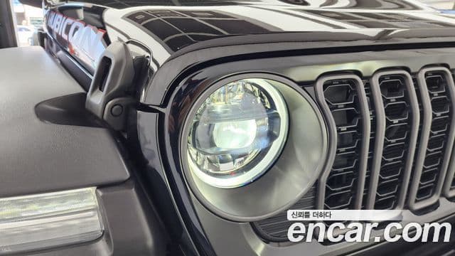Jeep Wrangler 2024 — Şəkil 20/29