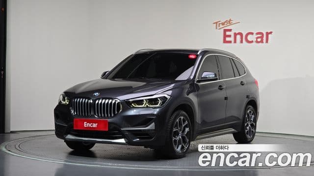 BMW X1 2022 — Şəkil 1/20