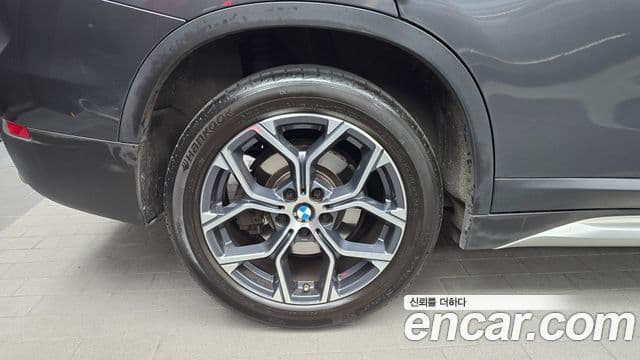 BMW X1 2022 — Şəkil 5/20