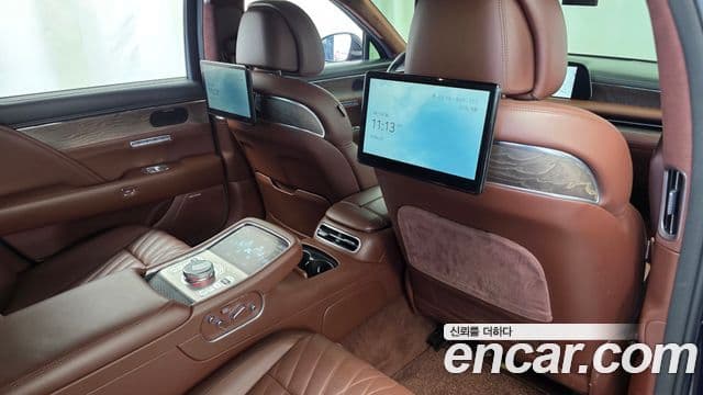 Genesis G90 2022 — Şəkil 18/20