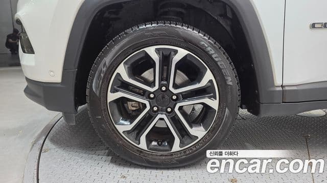 Jeep Compass 2022 — Şəkil 5/20