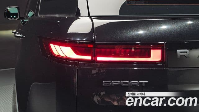 Land Rover Range Rover Sport 2025 — Şəkil 9/32