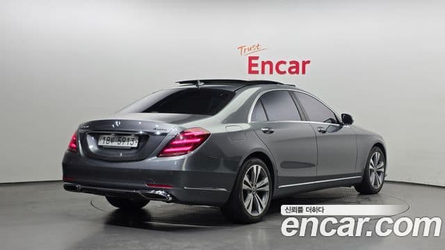 Mercedes-Benz S-Class 2019 — ფოტო 2/20