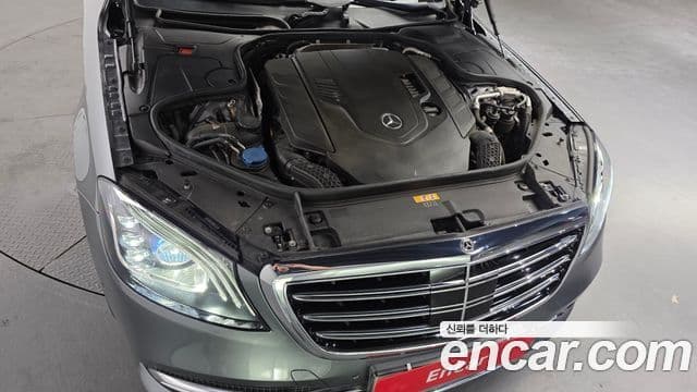 Mercedes-Benz S-Class 2019 — ფოტო 6/20
