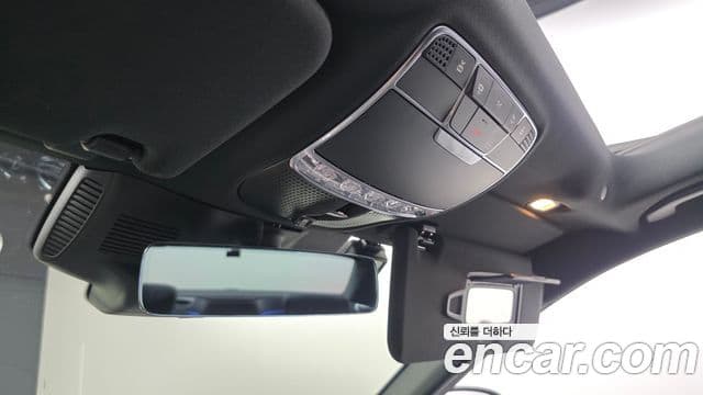 Mercedes-Benz S-Class 2019 — ფოტო 16/20
