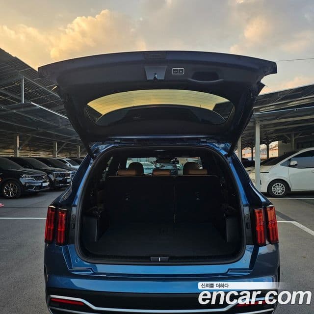 Kia Sorento 2022 — фото 10 из 20