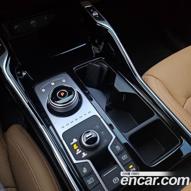 Kia Sorento 2022 — фото 8 из 20