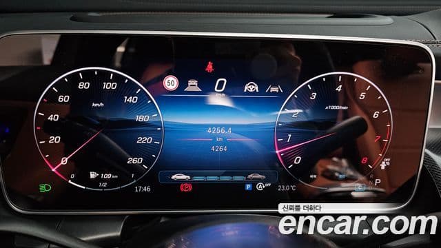 Mercedes-Benz GLC-Class 2025 — Фото 8/20