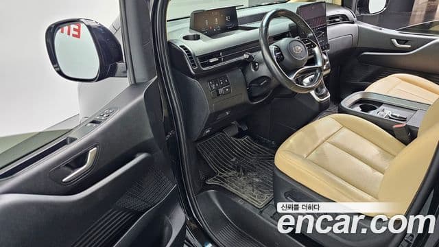 Hyundai Staria 2021 — Şəkil 10/20