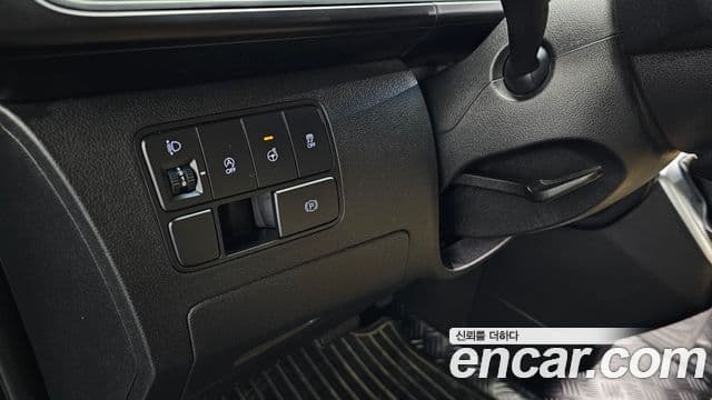 Hyundai Staria 2021 — Şəkil 18/20
