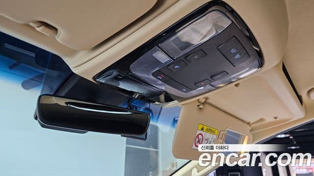 Hyundai Staria 2021 — Photo 10/30