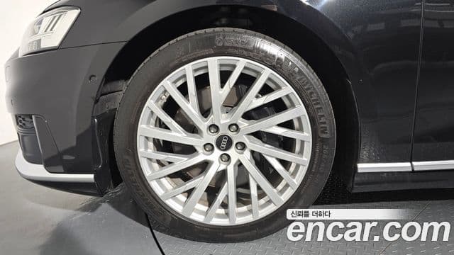 Audi A8 2021 — Şəkil 4/20