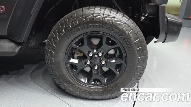 Jeep Wrangler 2019 — Şəkil 5/20