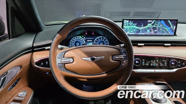 Genesis GV70 2021 — ფოტო 13/20