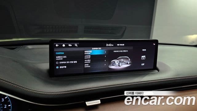 Genesis GV70 2021 — ფოტო 17/20