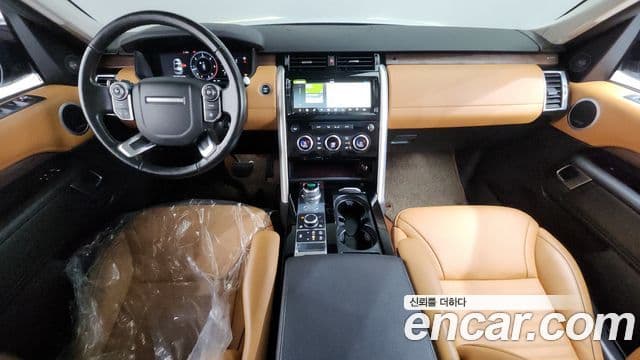 Land Rover Discovery 5 2018 — Şəkil 7/20