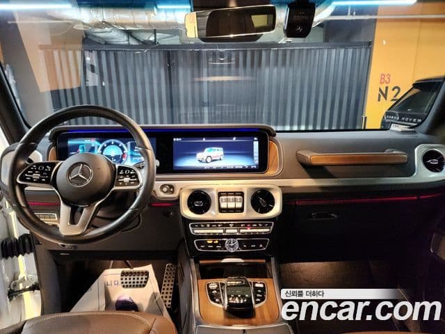 Mercedes-Benz G-Class 2021 — Фото 10/20