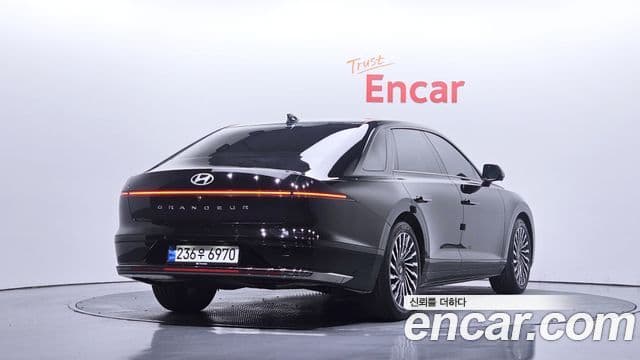 Hyundai Grandeur 2023 — Şəkil 2/20
