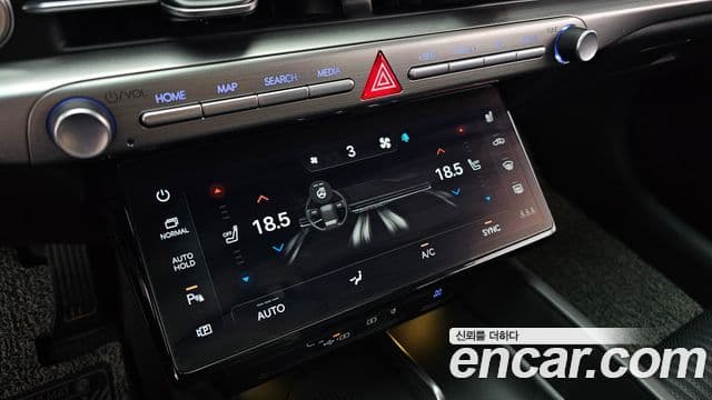 Hyundai Grandeur Hybrid 2023 — Photo 9/34